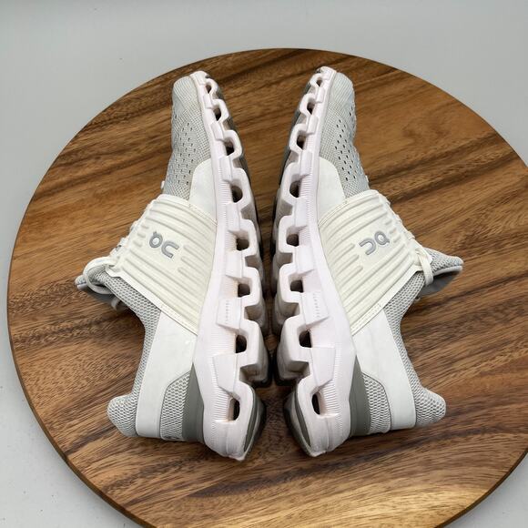 On Cloud Cloudswift Shoes Womens Size 9 White Running Comfort Walking Sneakers - Picture 6 of 8